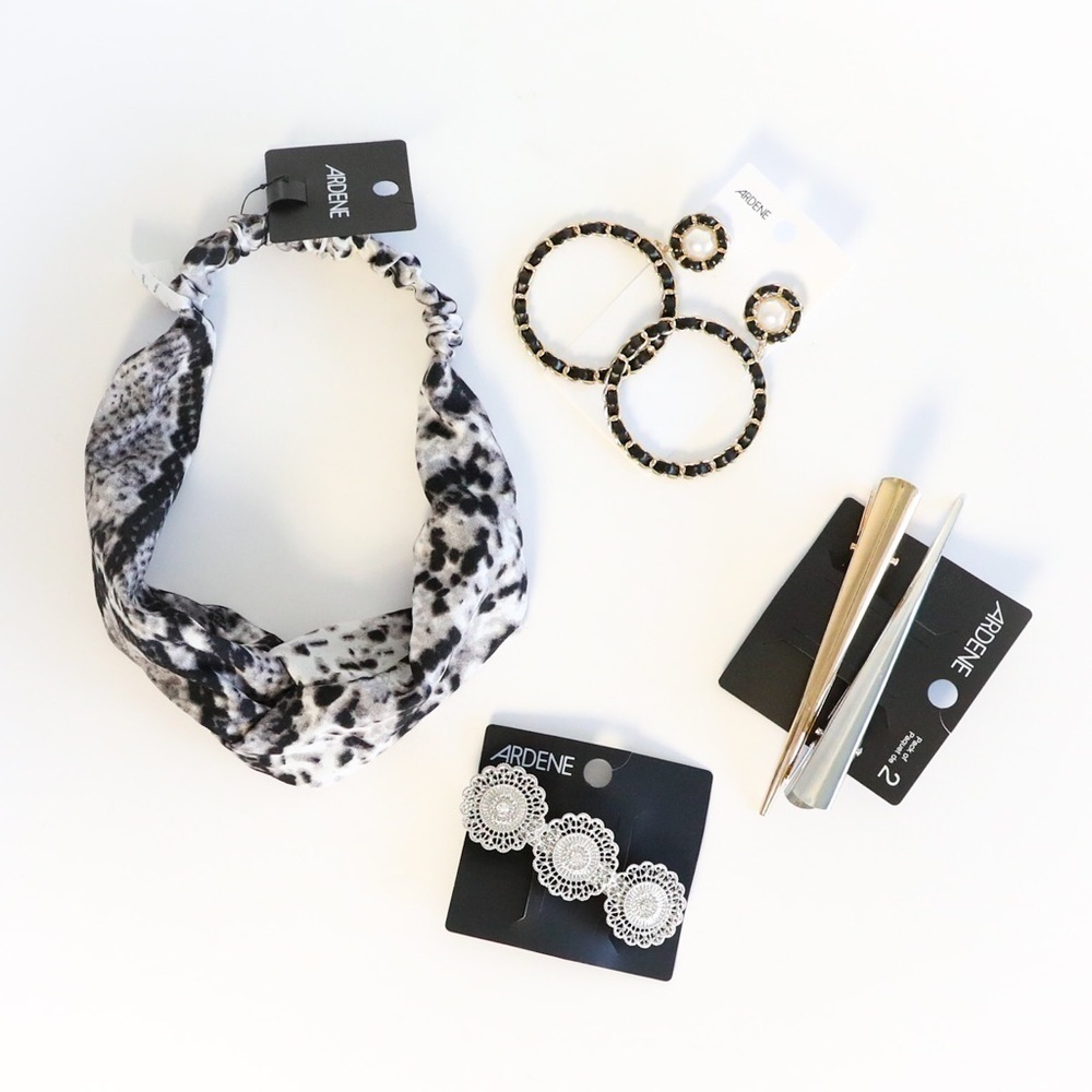 Ardene Set of hair accessories bandana earrings hair clip hair tie gold silver